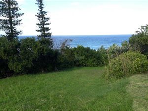 2 ha Land available in Bazley Beach