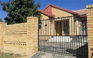 3 Bedroom House in Ivory Park