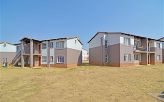 2 Bedroom Apartment in Protea Glen