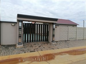 3 Bed House in Homestead Apple Orchards
