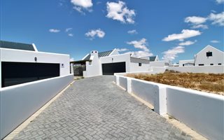 3 Bedroom House in Britannia Bay