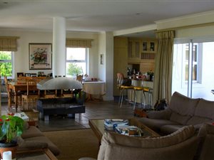 3 Bed House in Hermanus Heights