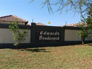 2 Bed Townhouse in Heatherview