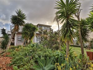 2 Bed House in Hartenbos Heuwels