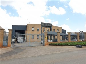 1200 m² Industrial space in Greenhills