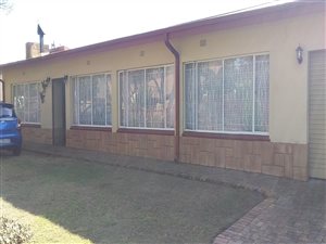 4 Bed House in Meyerton Central