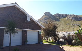 3 Bedroom House in Kleinmond