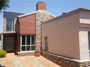 3 Bed House in Olympus Country Estate