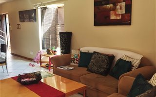 2 Bedroom Townhouse in Hurlyvale