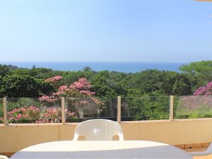 3 Bed Apartment in Southbroom