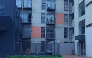 Bachelor apartment in Richmond