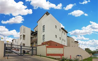 3 Bedroom Apartment in Barbeque Downs