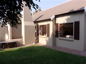 3 Bed Townhouse in Pinehaven