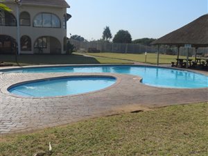 2 Bed Apartment in Warner Beach