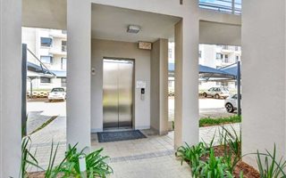 2 Bedroom Apartment in Broadacres