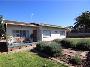 3 Bed House in Oudtshoorn