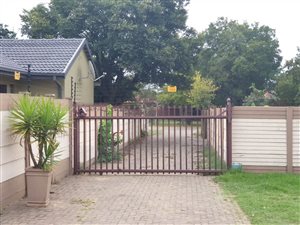 3 Bed Townhouse in Erasmus