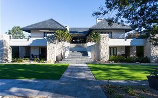 4 Bedroom House in Pearl Valley