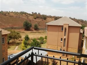 2 Bed Apartment in Krugersdorp Central