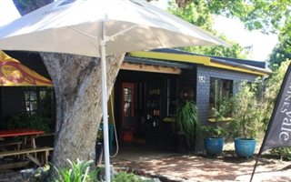 200 m² Commercial space in Paradise