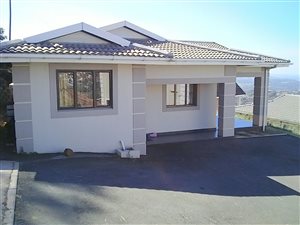 3 Bed Apartment in Everest Heights