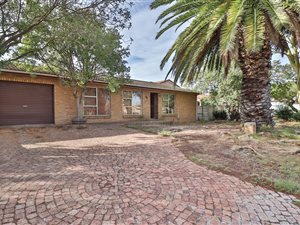 3 Bed House in Silver Oaks