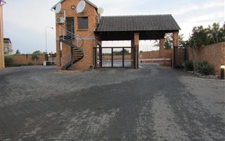 1 Bedroom Apartment in Amberfield