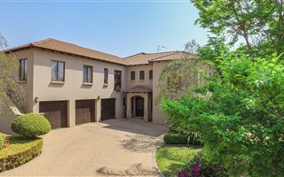 4 Bedroom House in Glen Erasmia