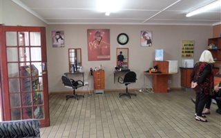 63 m² Commercial space in Great Brak River