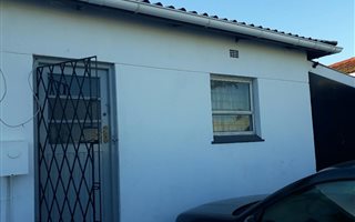 3 Bedroom House in Brooklyn