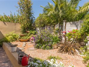 6 Bed House in Dormehlsdrift