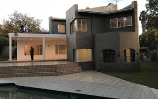 4 Bedroom House in Bryanston West