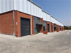 340 m² Industrial space in Linbro Park