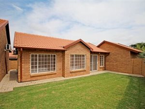 2 Bed Townhouse in Equestria