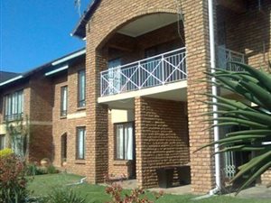 1 Bed Duplex in Pelham