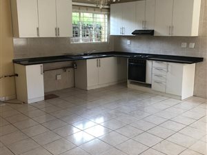 2 Bedroom Garden Cottage in Linden