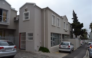 88 m² Commercial space in Woodstock