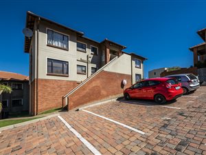 2 Bed Apartment in Glenvista