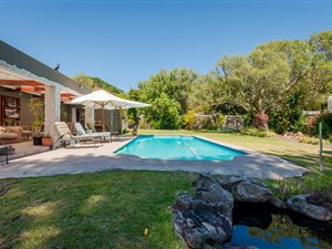4 Bed House in Constantia