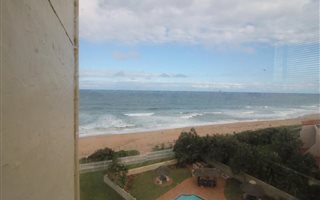 2 Bedroom Apartment in Umhlanga Rocks