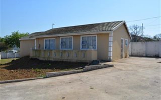3 Bedroom House in Newlands West