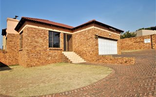 3 Bedroom Cluster in Elandshaven