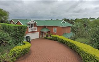 4 Bedroom House in Mt Edgecombe Estate 1 & 2