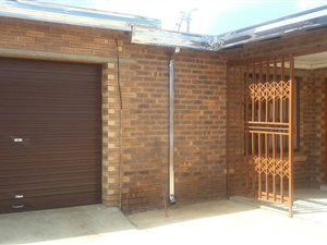 2 Bed House in Langaville