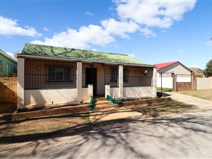 2 Bed House in Fort England
