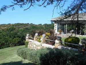 3 Bed House in Morgans Bay