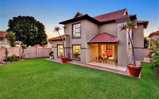 4 Bedroom House in Strubens Valley