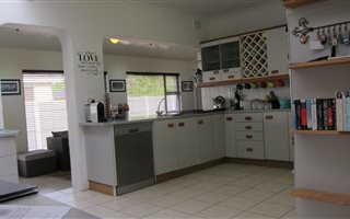 4 Bedroom House in Monte Vista