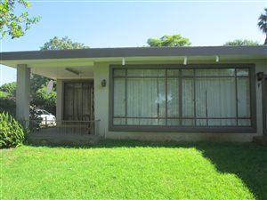 3.5 Bed House in Alphen Park