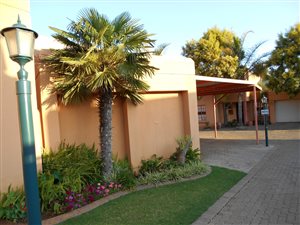 3 Bed Simplex in Vanderbijlpark SE3